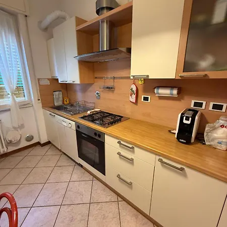 Apartamento Welcome Riviera Levante 51 E Un Accogliente Nel Centro Di A 100 M Dal Mare E 250 M Dall'iconico Castello Sul Mare La Posizione Ideale Consente Di Raggiungere Comodamente A Piedi Spiagge Ristoranti Negozi E La Stazione Rapallo